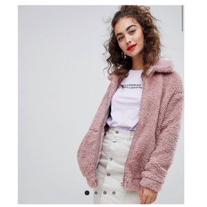 TREND ALERT ⚠️ ASOS Teddy Bomber Jacket